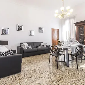 Rialto Design Boutique R&r Apartment Venice
