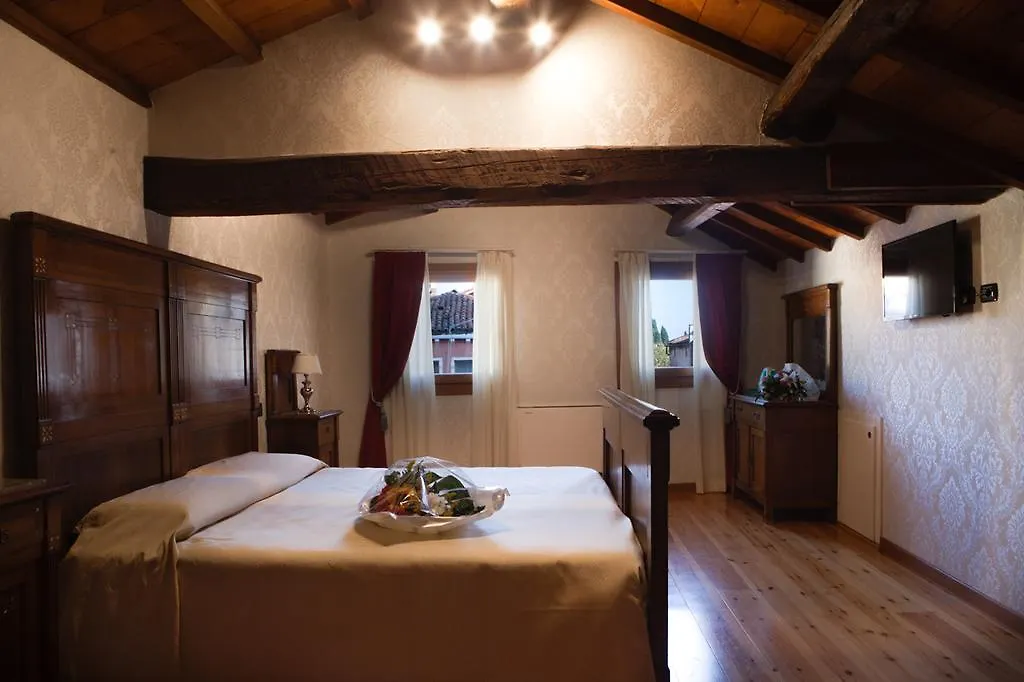*** Guest house Charming Palace Santa Fosca Venice Italy